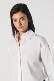 Blusa unicolor manga larga amplia con abertura en espalda