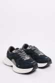 Tenis de plataforma azules tipo deportivos con contrastes