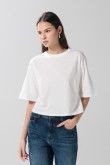 Camiseta crema crop top oversize con cerezas en espalda