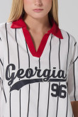 Camiseta oversize crema a rayas manga corta con arte college