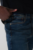 Jean tiro bajo azul oscuro tipo slim con ajuste ceñido