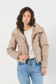 Chaqueta unicolor cuello alto acolchada con cremallera