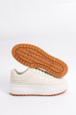 Tenis casuales cremas con suelas altas y cordones