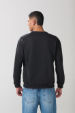 Buzo cuello redondo negro con diseño de South Park