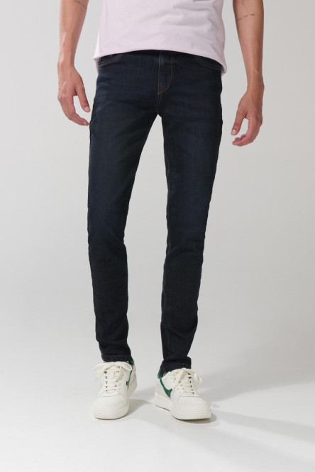 Jean azul intenso tipo skinny con tiro bajo y ajuste ceñido