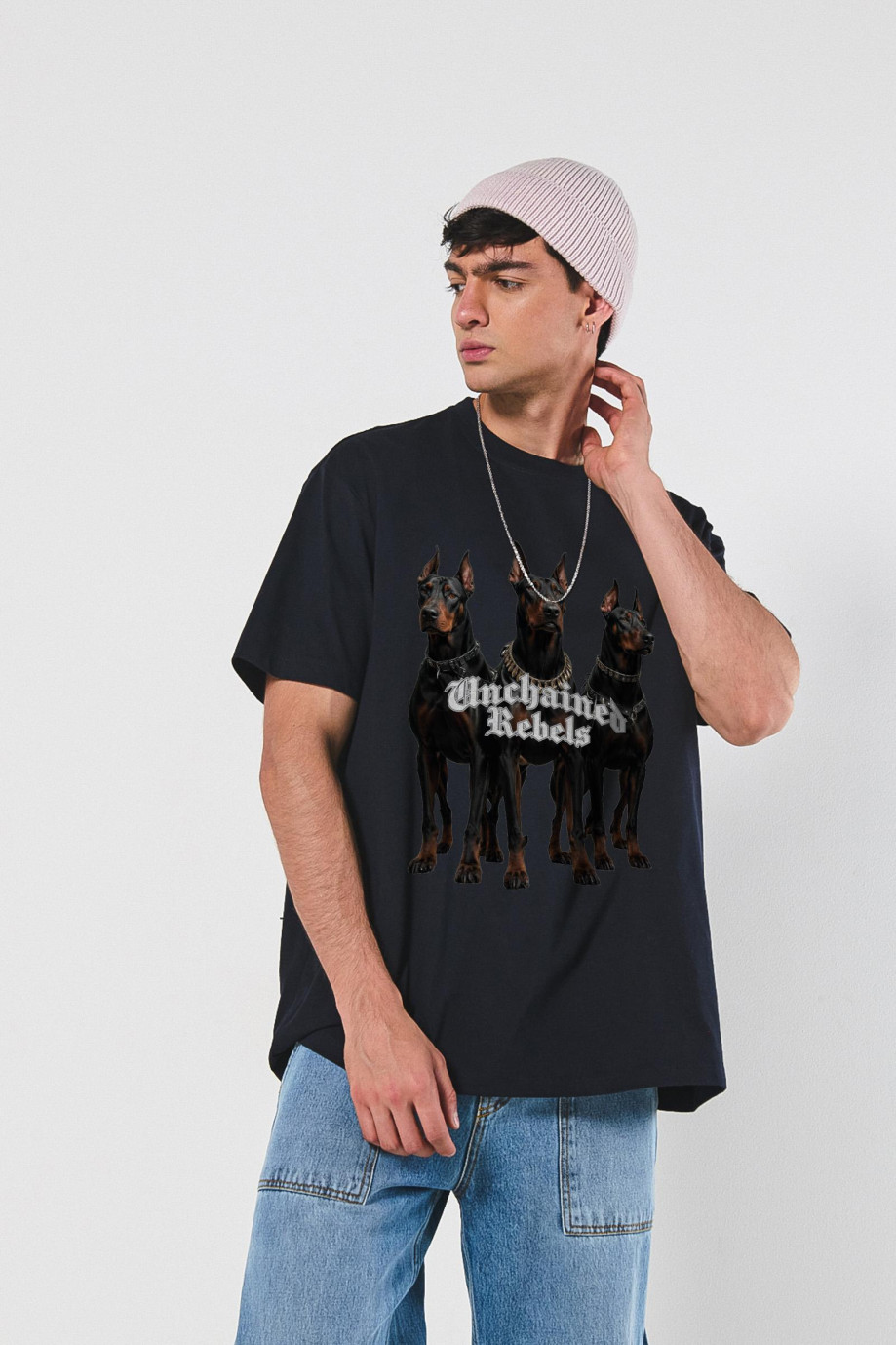 Camiseta oversize manga corta unicolor con diseño de perros