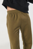 Pantalón jogger unicolor con elástico en bota y bolsillos