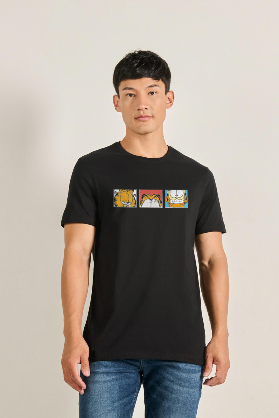 Camiseta unicolor de Garfield con cuello redondo