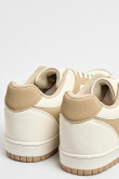 Tenis casuales unicolores con perforaciones y cortes