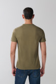 Camiseta unicolor cuello redondo con bordado de Snoopy