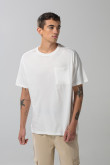 Camiseta unicolor cuello redondo con bolsillo cuadrado