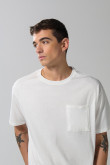 Camiseta unicolor cuello redondo con bolsillo cuadrado