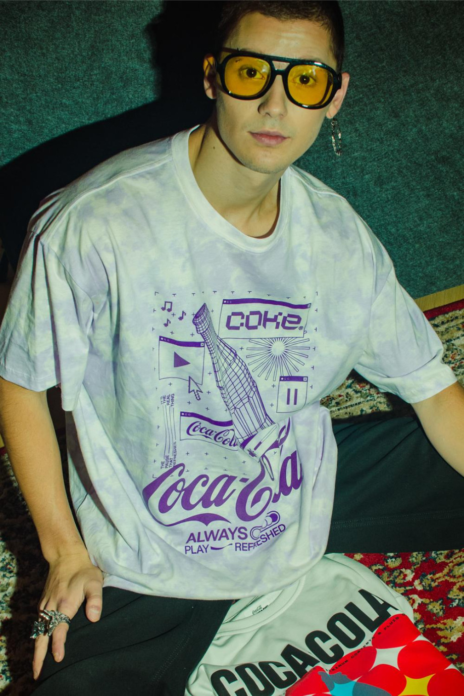 Camiseta de Coca-Cola crema tie dye manga corta