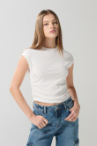 Camiseta unicolor manga corta con texturas acanaladas