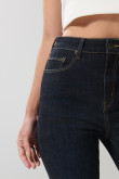 Jean azul intenso jegging ceñido con súper tiro alto