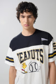 Camiseta oversize crema manga corta de Snoopy