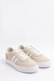 Tenis casuales grises claros con contrastes blancos
