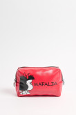 Cosmetiquera roja oscura con diseño de Mafalda