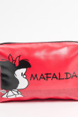 Cosmetiquera roja oscura con diseño de Mafalda