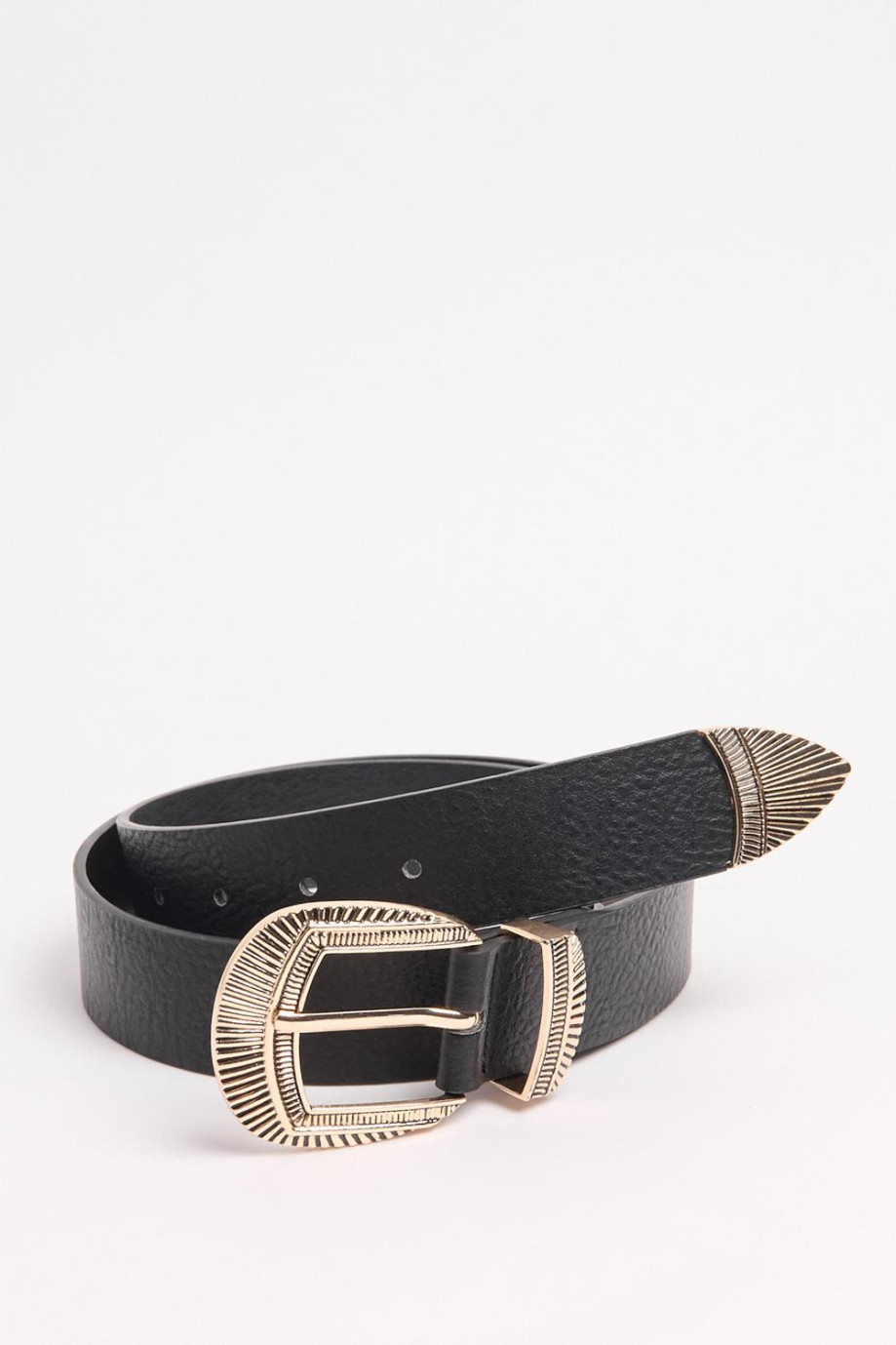 Cinturón sintético negro con hebilla y puntera metálicas