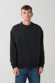 Buzo negro oversize con cuello redondo y manga larga
