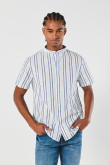 Camisa cuello nerú blanca con rayas en contraste