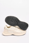 Tenis de plataforma unicolores con suelas gruesas y cortes