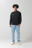 Jean straight leg azul claro con tiro bajo y bota recta