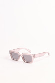 Gafas de sol, con marco en pasta gruesa traslucida color gris.