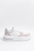 Tenis blancos casuales con contrastes y suelas planas altas