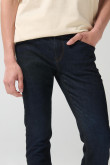 Jean azul intenso skinny con tiro bajo y ajuste ceñido