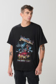 Camiseta negra oversize cuello redondo de Judas Priest