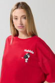 Camiseta oversize roja oscura crop top de Mafalda