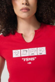 Camiseta ajustada roja oscura de Mafalda con manga corta