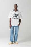 Camiseta college deportiva oversize crema con manga corta