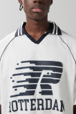Camiseta college deportiva oversize crema con manga corta
