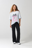 Camiseta azul clara oversize manga corta de la Pantera Rosa