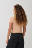 Camiseta en rib unicolor cuello redondo con manga corta