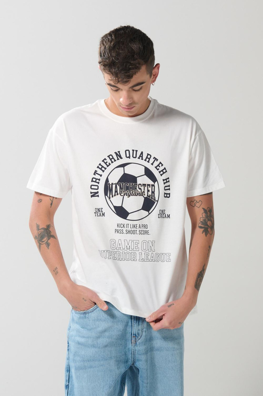 Camiseta manga corta unicolor para hombre.