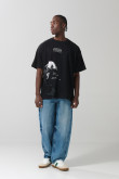 Camiseta negra oversize manga corta con arte de Star Wars