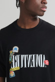 Camiseta manga corta cuello redondo con estampado en frente