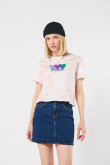 Camiseta crop top rosada tie dye de Coca-Cola