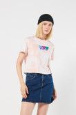 Camiseta crop top rosada tie dye de Coca-Cola