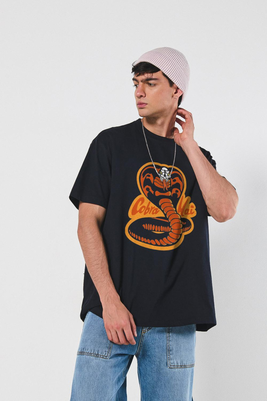 Camiseta oversize manga corta de Cobra-Kai