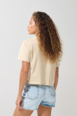 Camiseta crop top kaki con arte de Osos Escandalosos