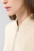 Chaqueta unicolor bomber liviana con cremallera
