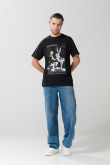 Camiseta manga corta con estampado en frente de Looney Tunes.