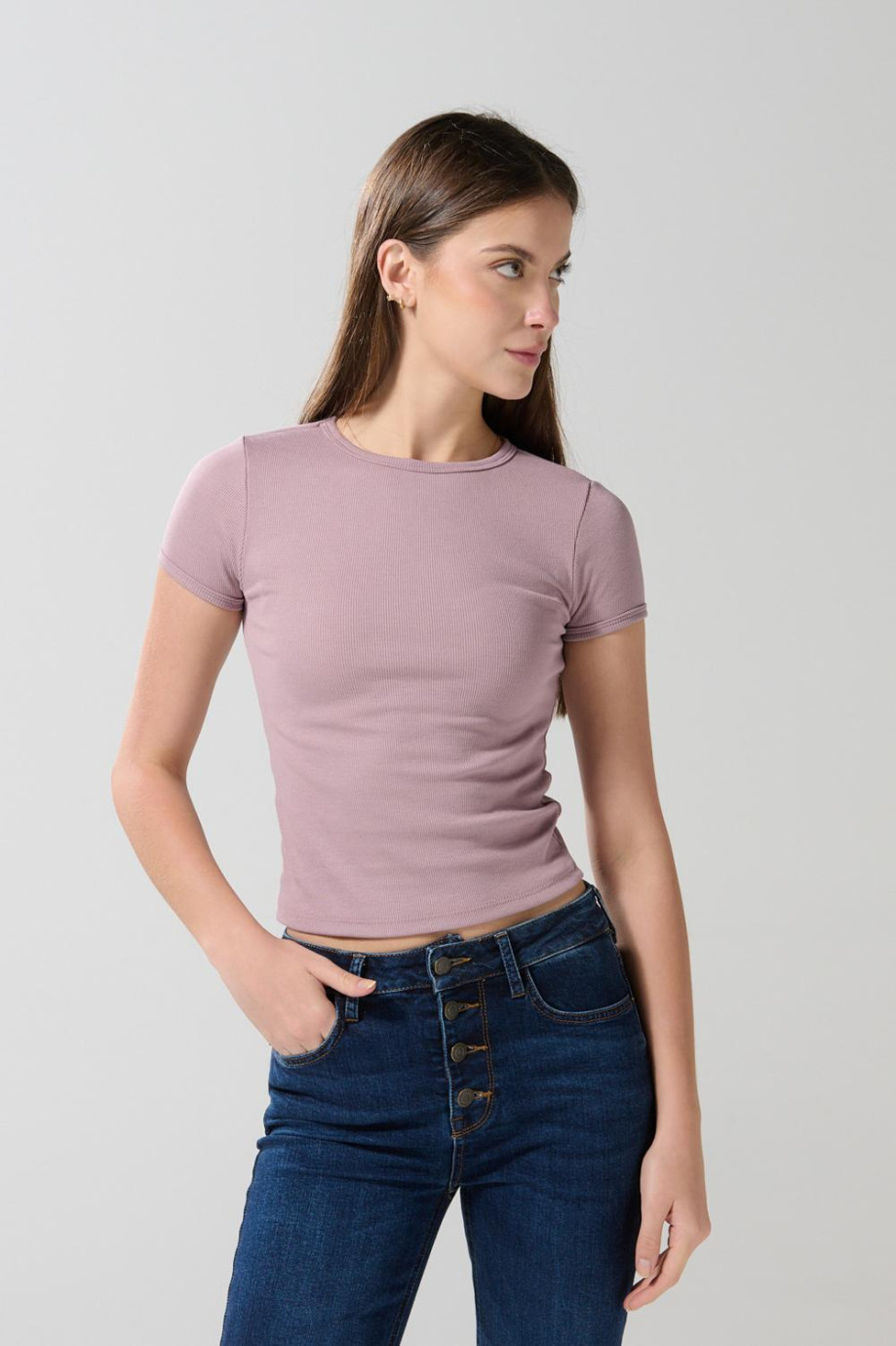 Camiseta acanalada unicolor ajustada con manga corta