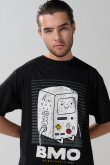 Camiseta negra manga corta con arte de Hora de Aventura