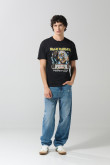 Camiseta negra de Iron Maiden con cuello redondo